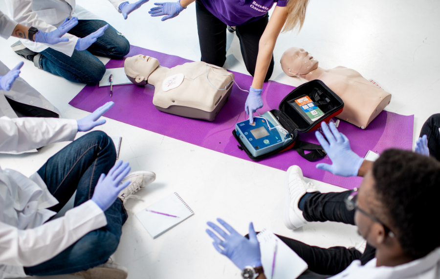 legal requirements for workplace first aid